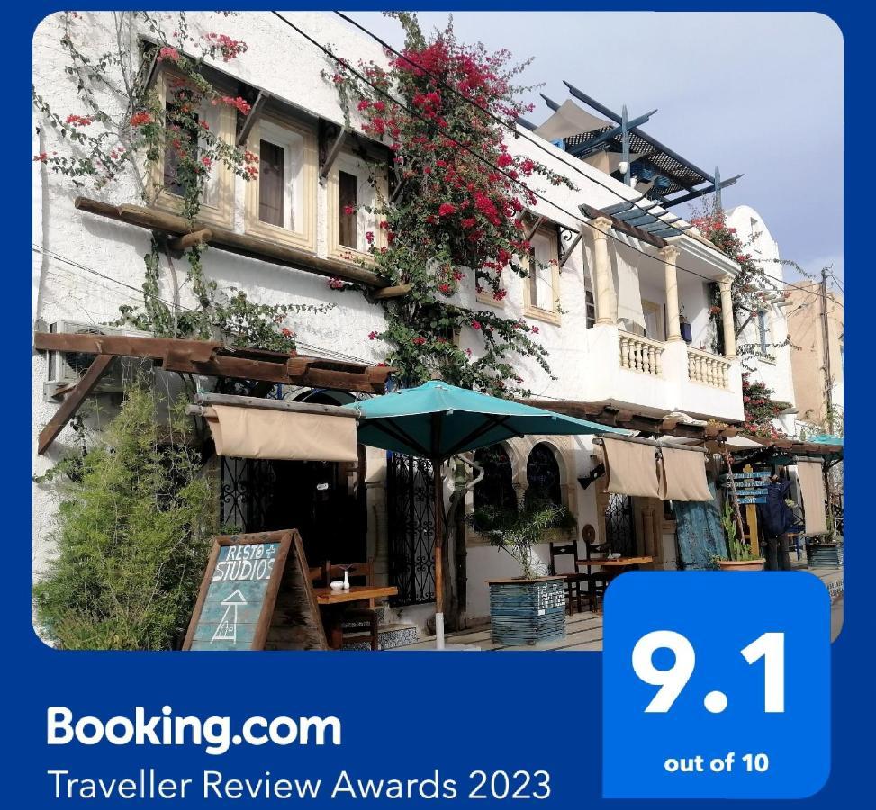 L'Artisan Hotell Harqalah Exteriör bild