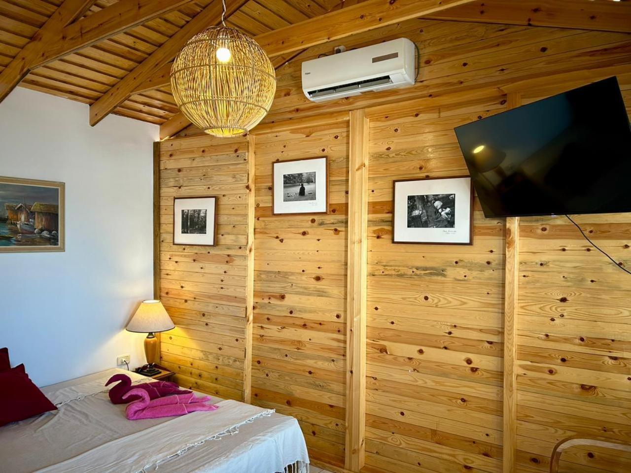 L'Artisan Hotell Harqalah Exteriör bild