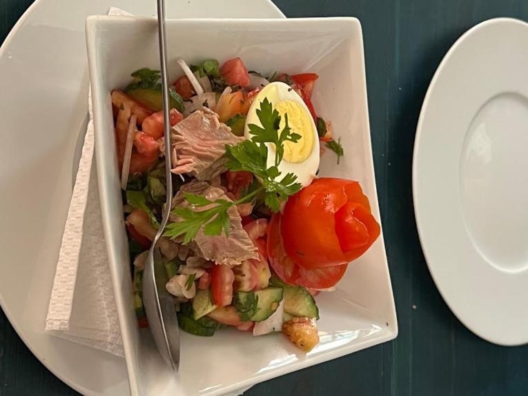 L'Artisan Hotell Harqalah Exteriör bild