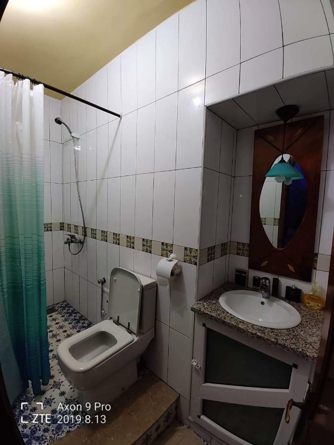 L'Artisan Hotell Harqalah Exteriör bild